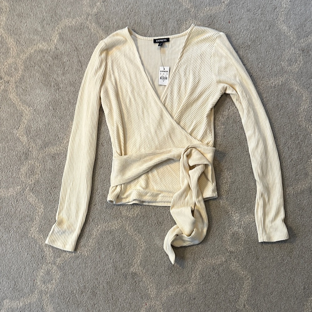 Express Cream Wrap Top